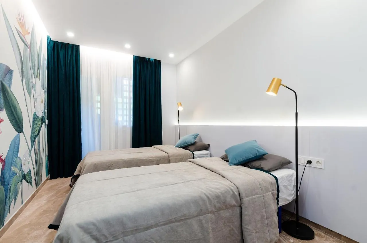 Luxury Blue Coast Seaside Retreat Marbella Apartment