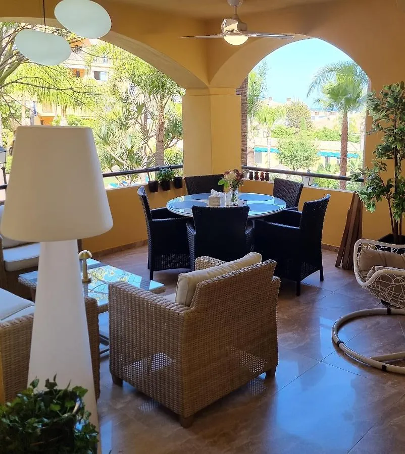 Luxury Blue Coast Seaside Retreat Marbella Apartment