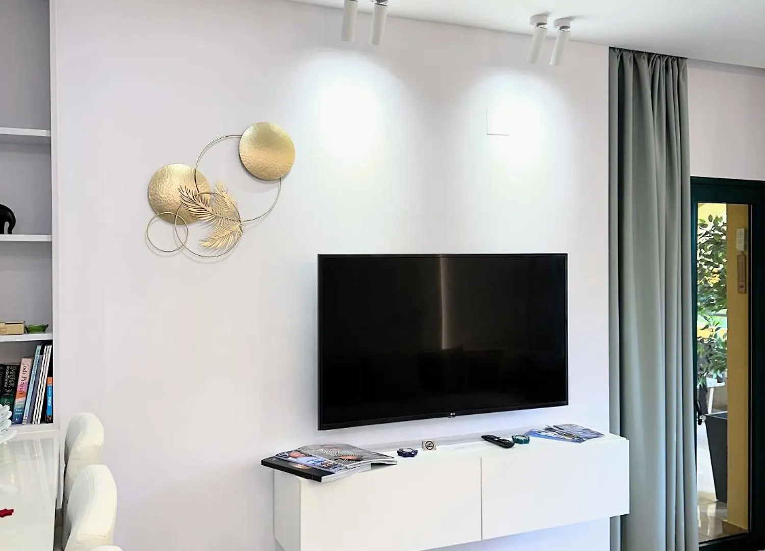 Luxury Blue Coast Seaside Retreat Marbella Apartment Spain
