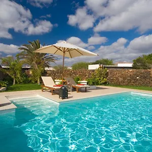 Beautiful Ambar Villa Puerto del Carmen (Lanzarote)
